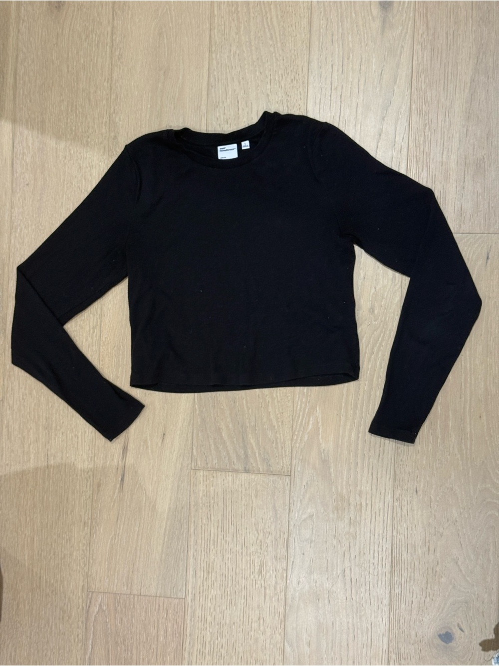 TNA Black Long Sleeve Cropped Tee